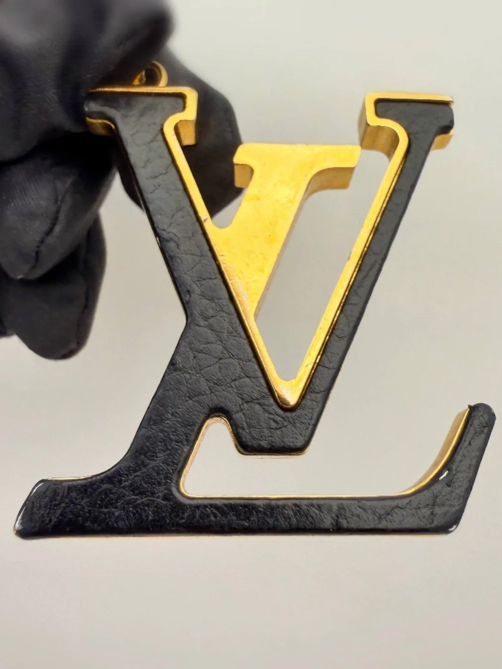 Authentic Louis Vuitton Porte Clé LV Capucine Key Ring Initiales Bag Charm Gold